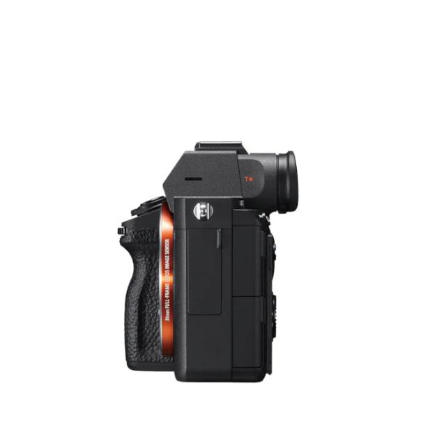SONY ALPHA A7 III KIT WITH 28-70MM