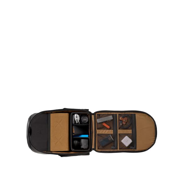 GOMATIC PETER MCKINNON DAYPACK WITH 1 LARGE CUBE