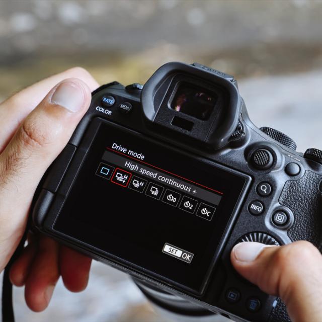 CANON EOS R6 MARK III CAMERA BODY