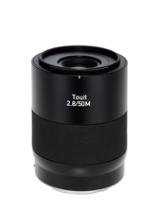 ZEISS50MMFX-LANG1-abbf7599-59cf-4e00-b242-c4c7127d66cd