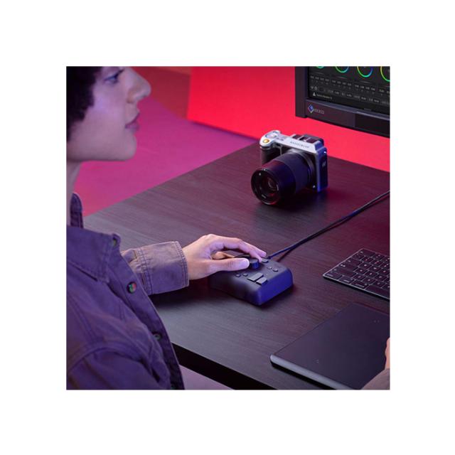 TOURBOX NEO CONTROLLER FOR DIGITAL CREATORS